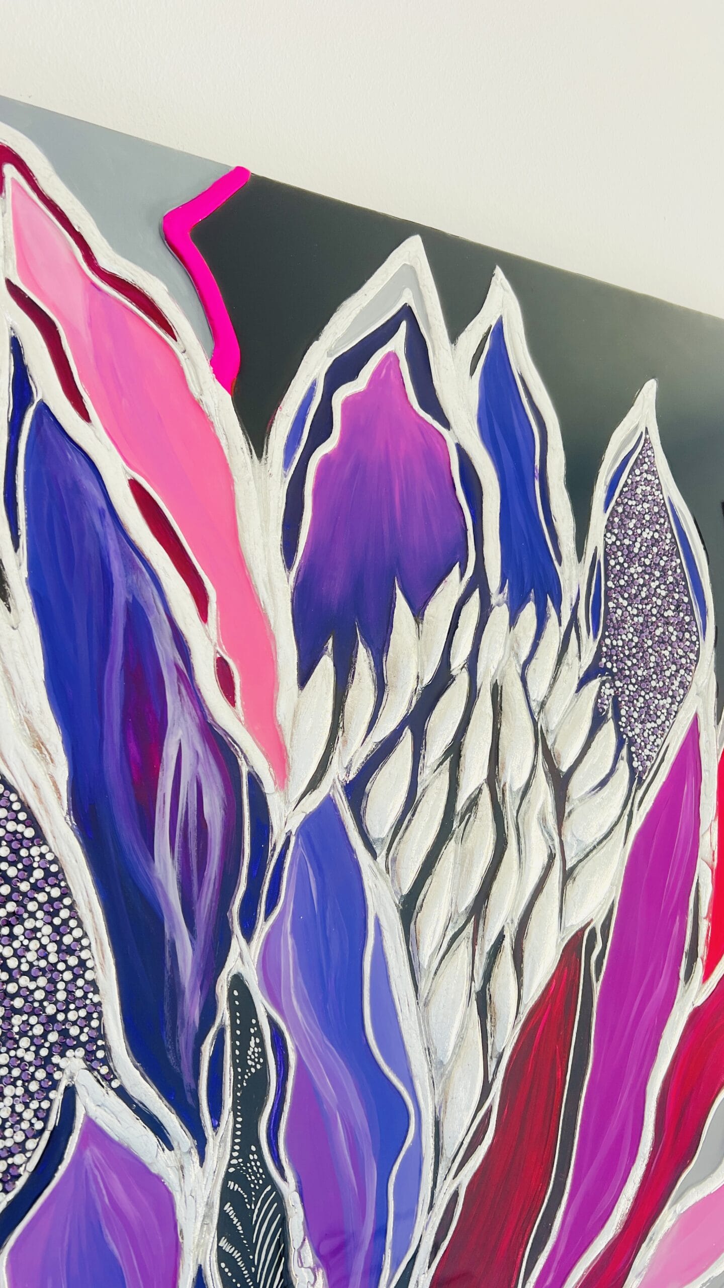 Look me up in Zurich. Textured Interior Painting - Image 4
